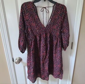 H&M Floral V-Neck Dress Small